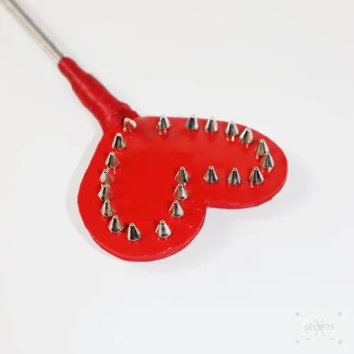 Fusta BDSM 'Love Hurts' - Artesanía en Charol Rojo, Núcleo de Fibra de Vidrio y Cabezal de Corazón Fusta BDSM 'Love Hurts' - Artesanía en Charol Rojo, Núcleo de Fibra de Vidrio y Cabezal de Corazón