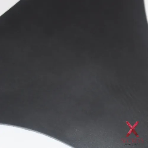 TANGA DE CUERO BDSM PARA MUJER (Lencería Artesanal) TANGA DE CUERO BDSM PARA MUJER (Lencería Artesanal)