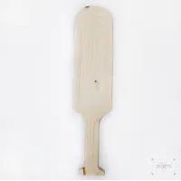 Pala de Spanking Larga en Madera Natural de Abeto: Alcance y Sinergia Premium Pala de Spanking Larga en Madera Natural de Abeto: Alcance y Sinergia Premium