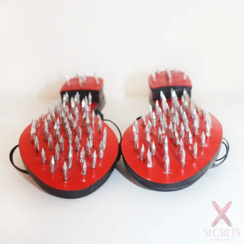 SANDALIAS PLANAS DE TRAMPLING CON PINCHOS DE 20mm EN SUELA PERSONALIZABLE SANDALIAS PLANAS DE TRAMPLING CON PINCHOS DE 20mm EN SUELA PERSONALIZABLE